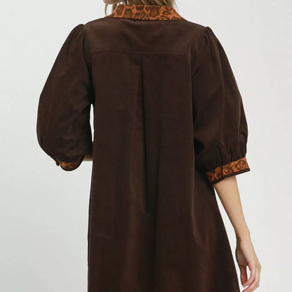 Back view of the breezy unlined Umgee V-neck shift dress from Solazura Boutique