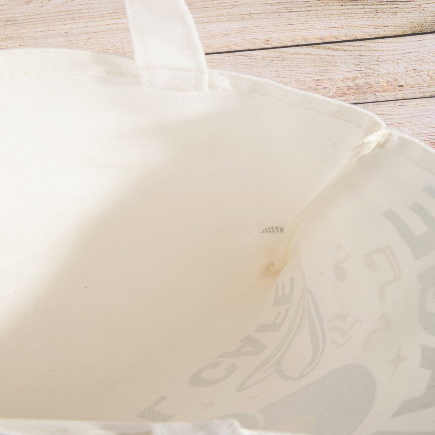 Fame Vintage Vinyl Cafe Tote Bag-Trendsi - Solazura Boutique