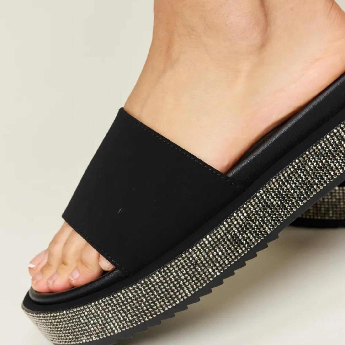 Forever Link Open Toe Rhinestone Platform Sandals - Silver-Trendsi - Solazura Boutique