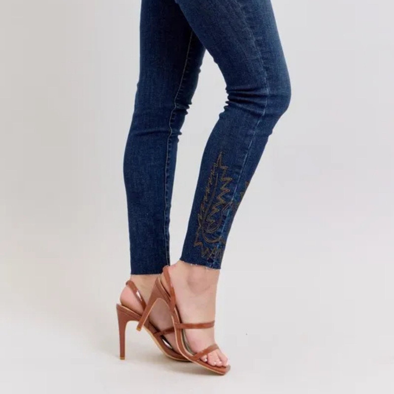 Judy Blue Embroidered High Rise Skinny Jeans - Medium Wash-Trendsi - Solazura Boutique