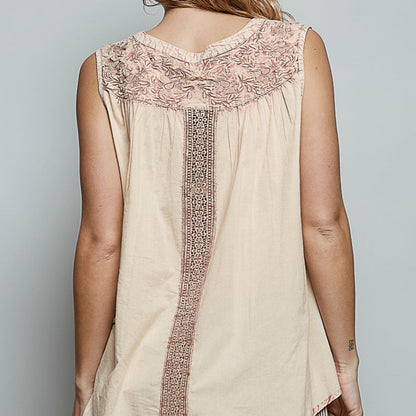 Back view of the POL crochet tank highlighting the relaxed, flowy fit.