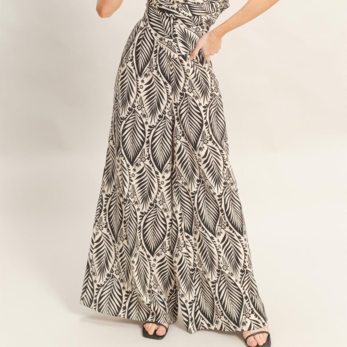 Strapless Pleated Top & Print Pants Set - Black, Light Brown, Blue & Red-Solazura Boutique - Solazura Boutique